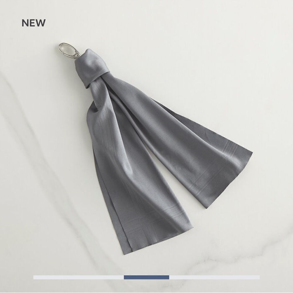 Norwex Pewter Optic Scarf NWT